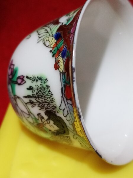 Tava mica cu patru cescute de sake japoneze
